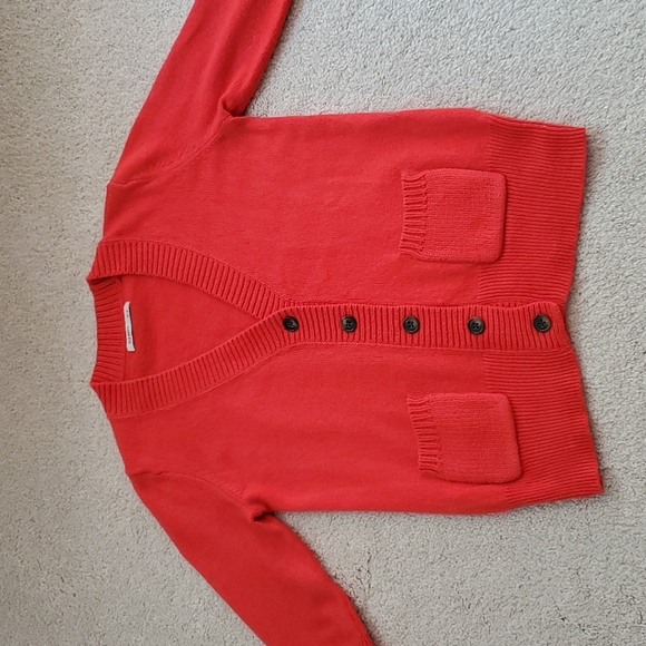 Old Navy Sweaters - Old Navy,  3/4 sleeve v-neck cardigan.